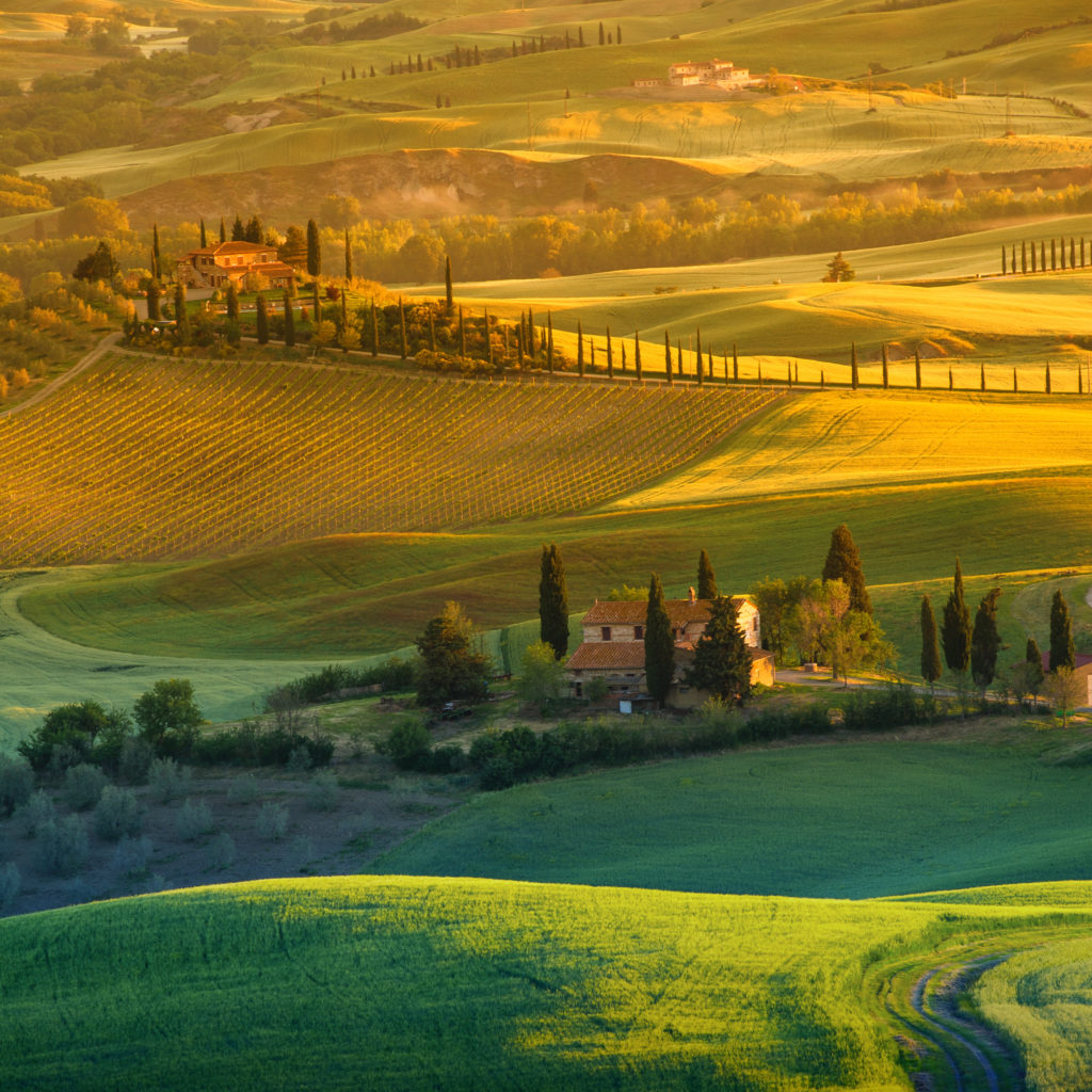 Italian Lakes Tourist, Travel Accommodation Guide