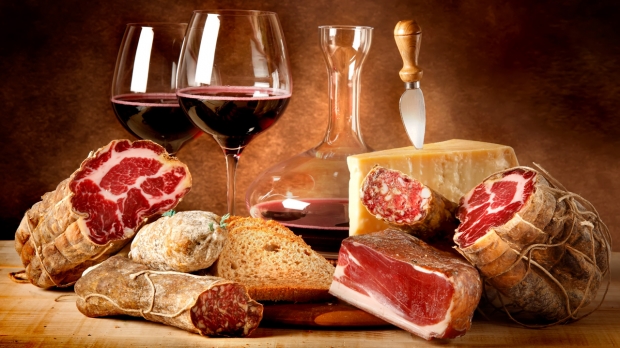 Le castella e Ciró, a cidade do vinho